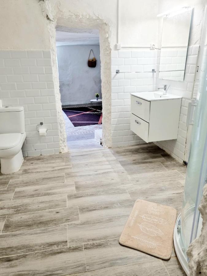 Apartamentos La Cueva Paterna Luaran gambar